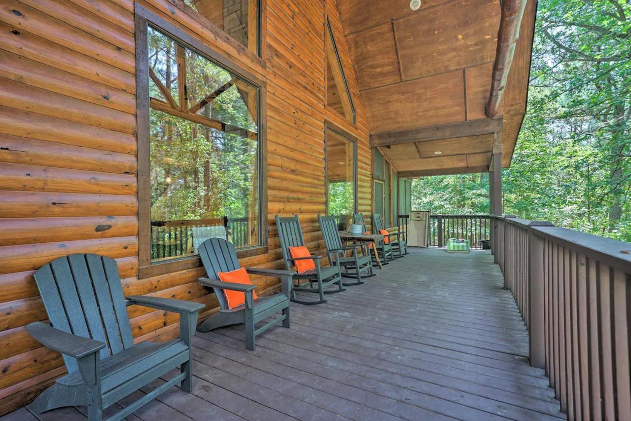 The Eastwood Spacious Retreat With 4 King En-Suites - Hot Tub - Pet-Friendly - Cozy Fire Pit - Prime Location - Multi-Family Брокен-Боу Екстер'єр фото