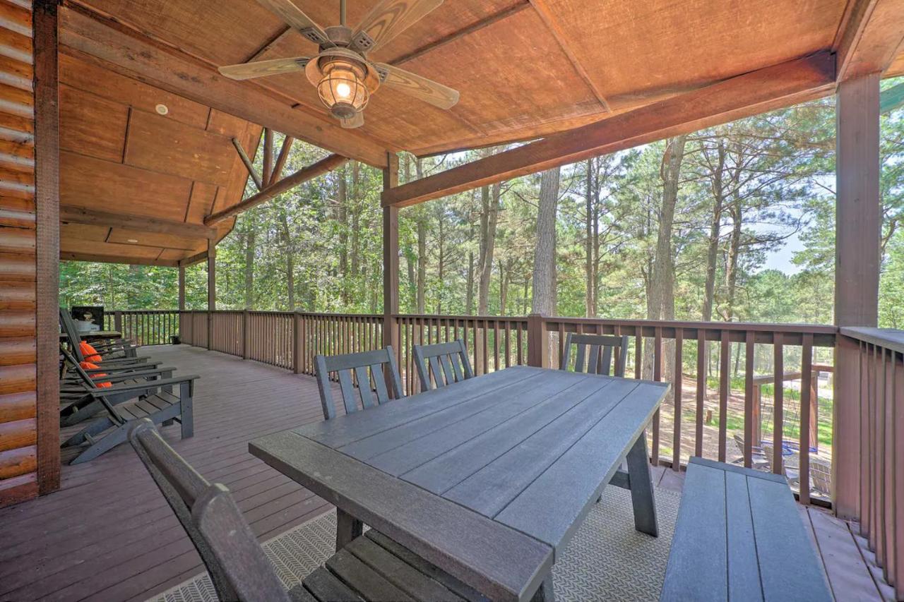 The Eastwood Spacious Retreat With 4 King En-Suites - Hot Tub - Pet-Friendly - Cozy Fire Pit - Prime Location - Multi-Family Брокен-Боу Екстер'єр фото
